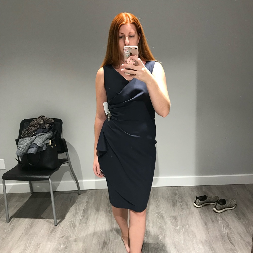 Elegant Navy Sleeveless Dress